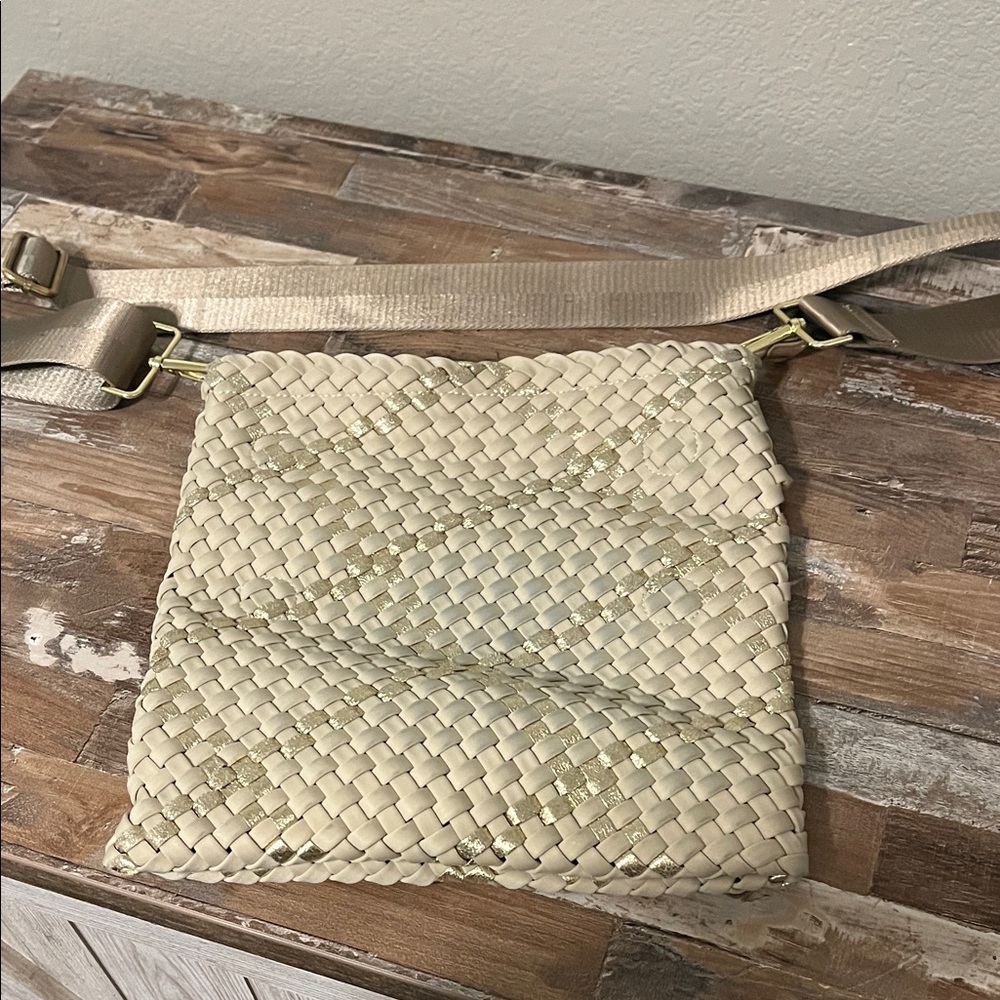 HAUTE SHORE Convertible Cream and Gold Crossbody Bag